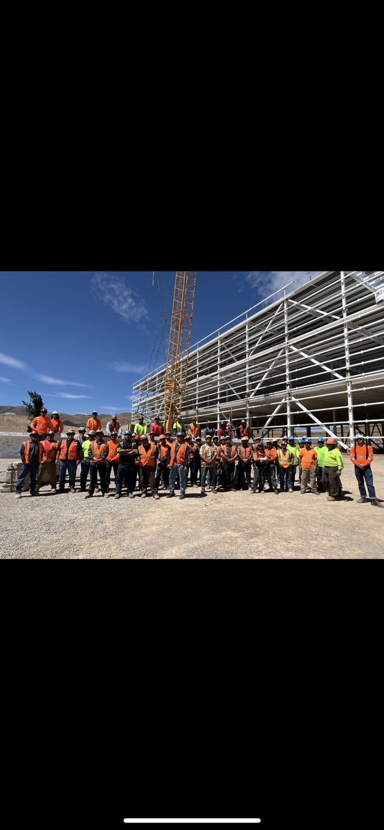 uniontim118's tweet photo. Just some work pics abad vids 28 year old building America while girls shake there ass for 100x money in one day. @stevewilldoit I’ll build and work for you just put my 4 year old in college, this shit is hard 😅😅 https://t.co/gfsRiDCoFC