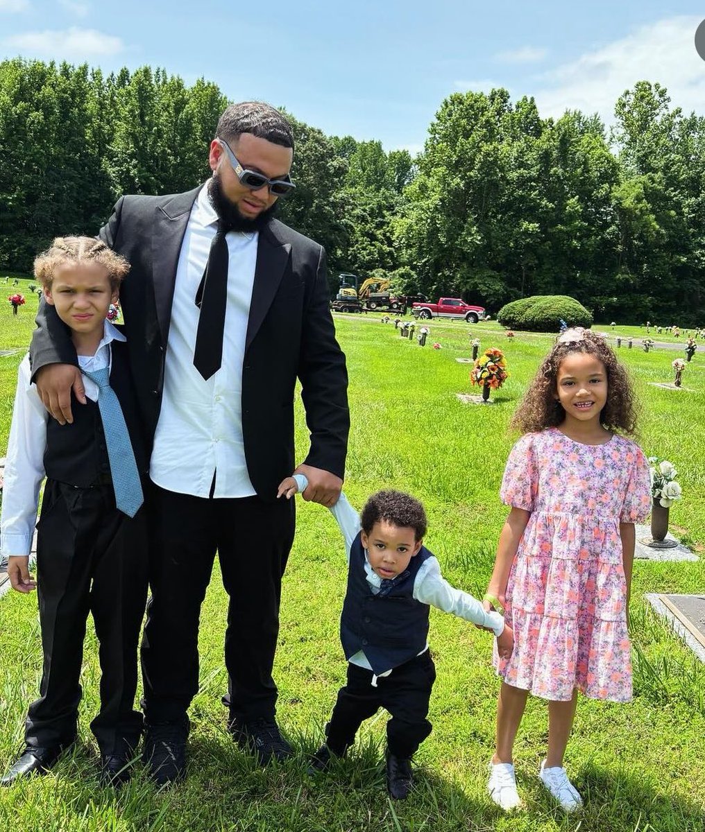 Three months without you pops feel like forever miss you OG …🕊️🫶🏾🖤