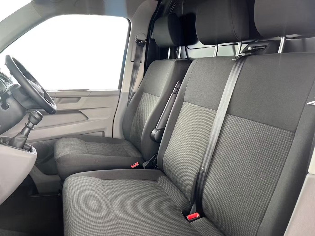 pentagonvw's tweet photo. 📢VAN OF THE WEEK📢

Used 2023 Volkswagen Transporter Startline, featuring:

🛞16" Clayton Alloy Wheels
🤩Business Pack
📱Touch Screen Display and more!

Find out more: https://t.co/L0zqVxdjKc

#VanOfTheWeek #UsedVan #ExDemo #VWTransporter #VWVans #PentagonVW https://t.co/9CiAVVmsbP