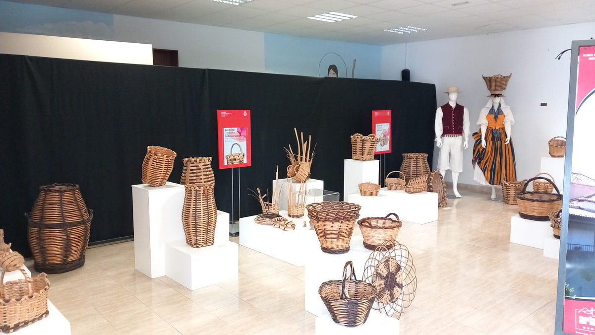 MAITenerife's tweet photo. #EXPOSICIÓNITINERANTE "Cestería Tradicional Canarias" en #IcoddeLosVinos fondos @MAITenerife @CabildoTenerife
👉Ubicación: Sala Vecinal. Plaza de Santa Bárbara. Icod de los Vinos.
👉Fecha: 19 al 27 agosto 2024
Solicitud: Asociación de Cestos y Bollos de Santa Bárbara https://t.co/TUDYlkvM3N