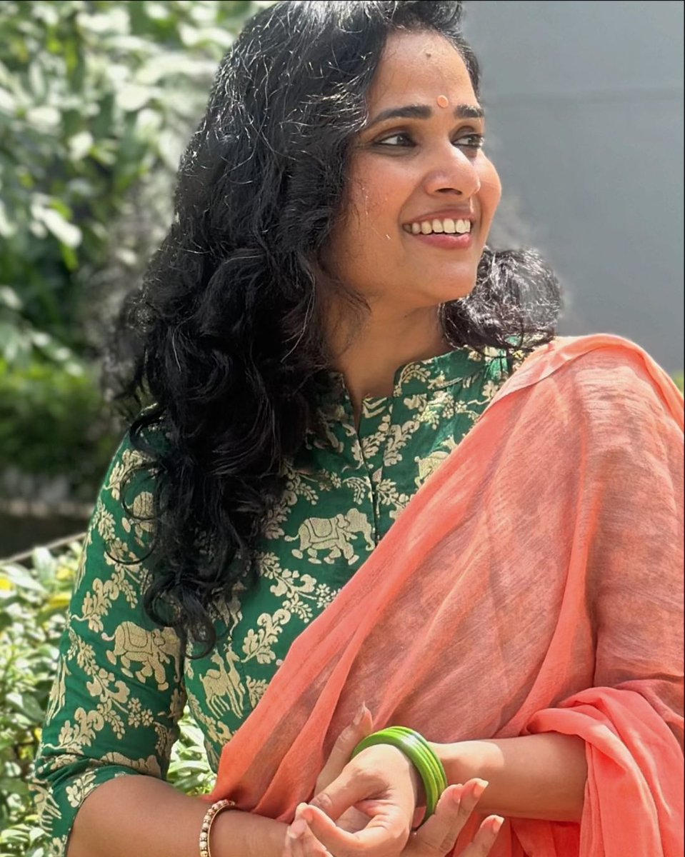 ActrezHub's tweet photo. #NeethaManoj #Neetha https://t.co/ACSqVFkcrS
