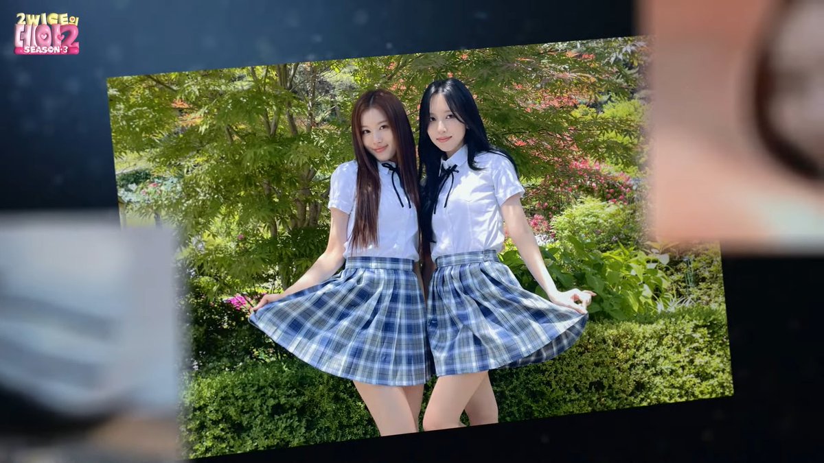 godmitzu's tweet photo. WE GOT THE MISANA 2WICE DATE OMG THEY'RE SO CUTE https://t.co/dKSkTTlTuu