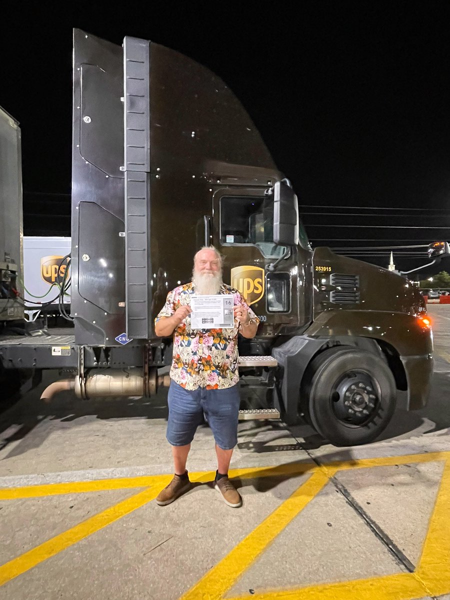 okc_preload's tweet photo. Good Friday #OKC #Preload We made it! James has #PCM tips for getting 😴💤 quality sleep
✓Sleep schedule
✓Limit caffeine
✓Put the phone down
✓Relax your mind
#UPS #Nappers #LetsGetIt #FridayFeeling https://t.co/3Cxi68WXWC