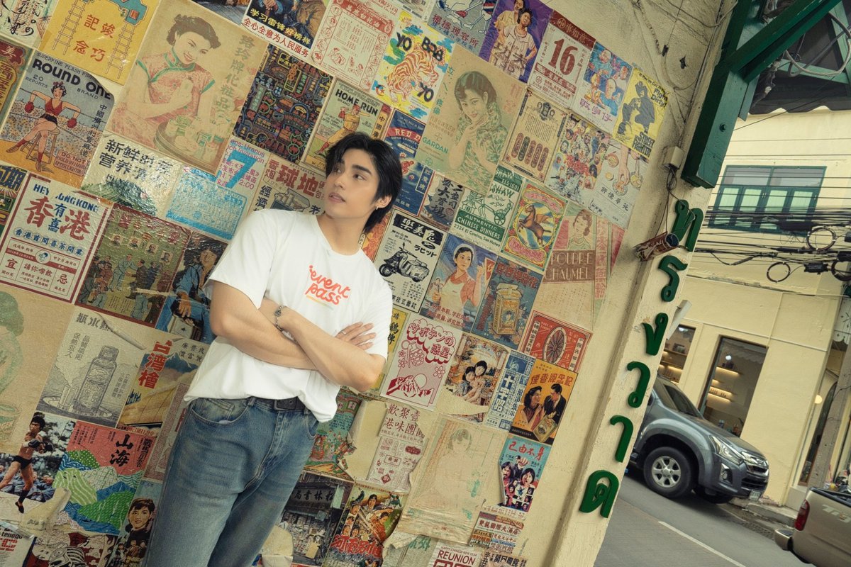 lovepoomzhang's tweet photo. ทรงวาดสวยคลาสสิคมาก น่าตามรอยไปถ่ายรูปเลย

#PoomPhuripan #poompps
#EventpassxPoom #Eventpassapp https://t.co/8Hu34mnlOE