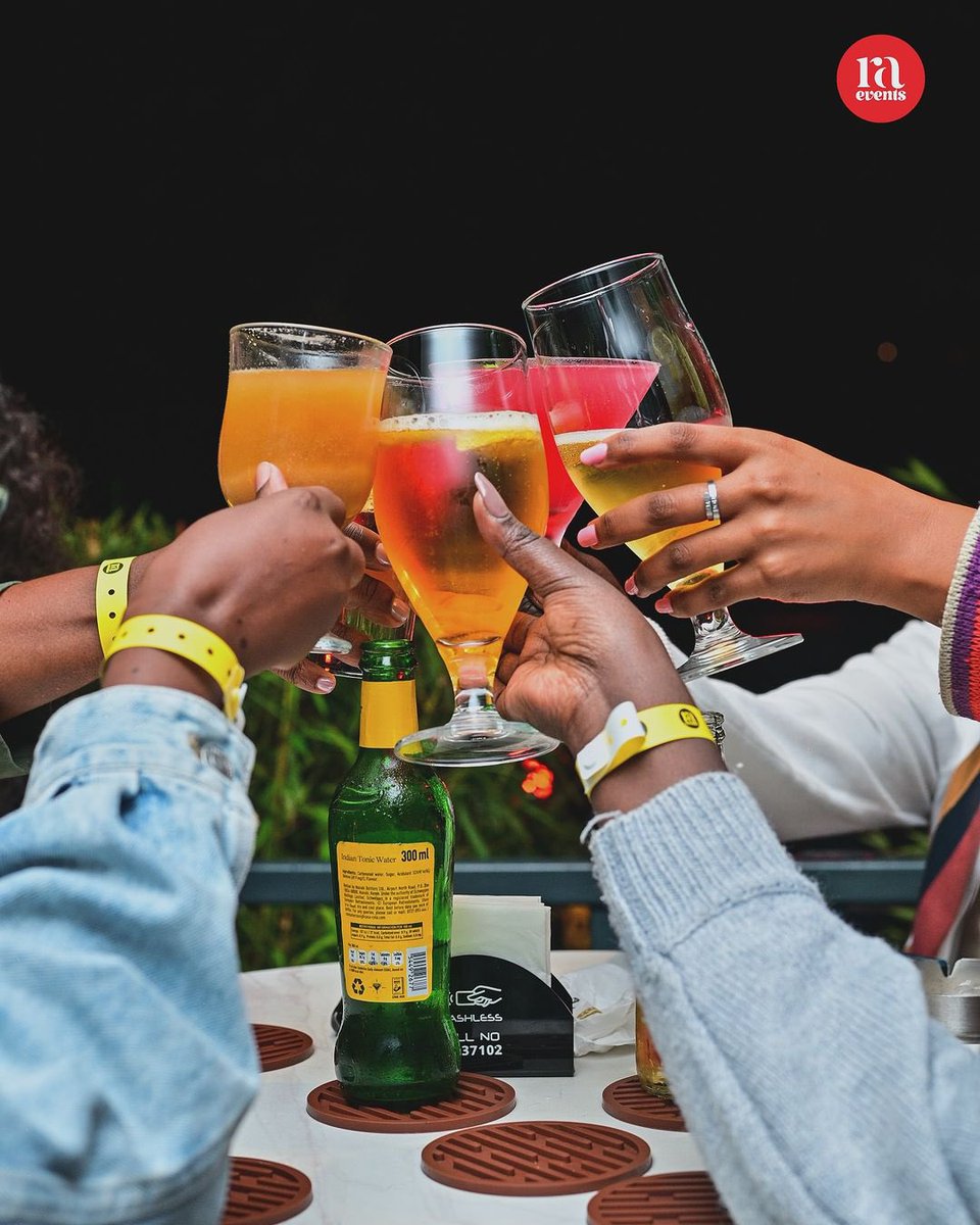 RAEventsKe's tweet image. The countdown is on! Just less than 13 hours until Soul Sessions takes over at Fahrenheit Lounge. You coming? 🎤🎶 
#SoulSession #RadioAfricaEvents