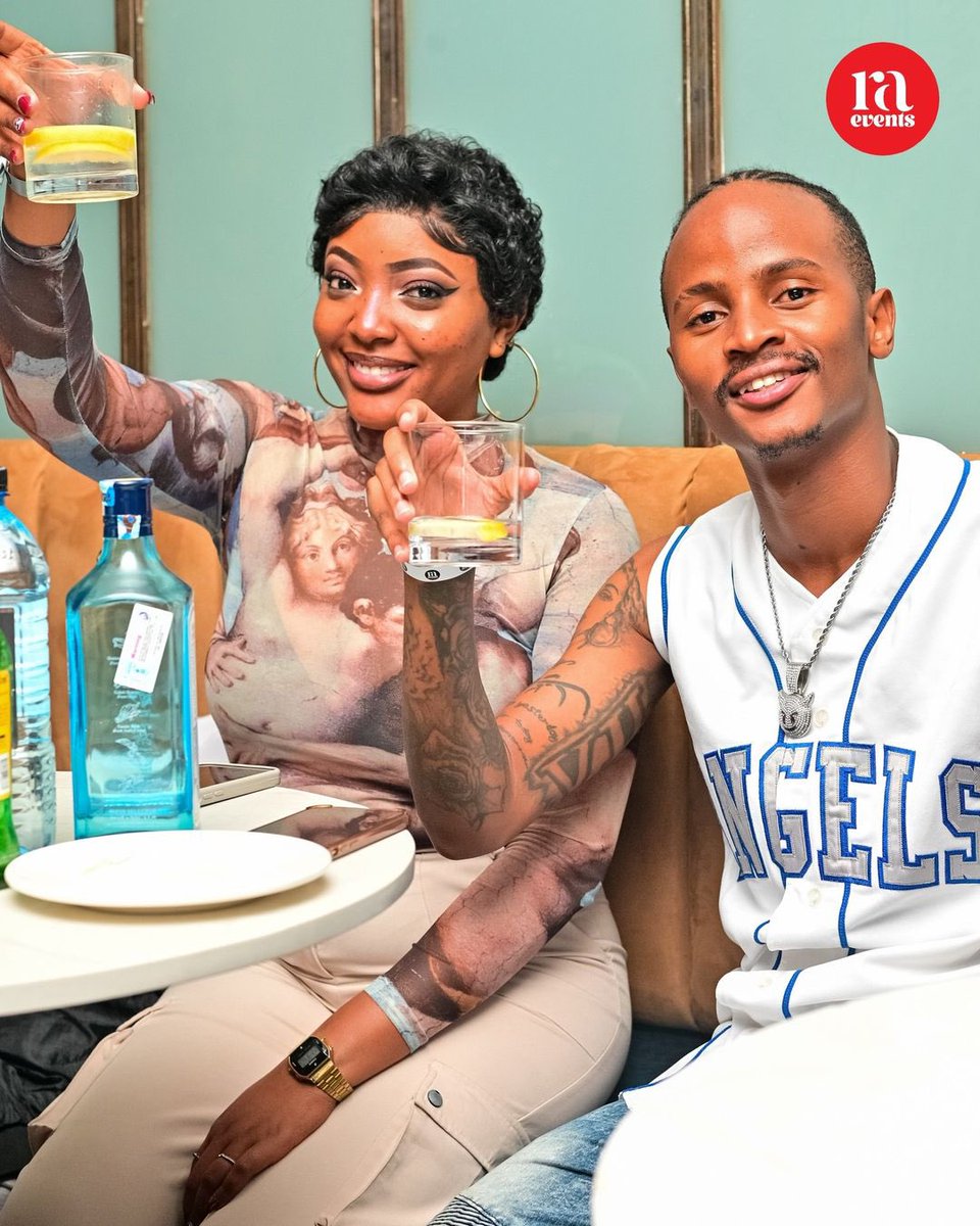 RAEventsKe's tweet image. The countdown is on! Just less than 13 hours until Soul Sessions takes over at Fahrenheit Lounge. You coming? 🎤🎶 
#SoulSession #RadioAfricaEvents