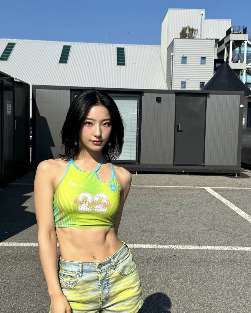 ⠀
⠀
⠀⠀⠀⠀⠀⠀⠀❥⠀﹫⠀𝖨⠀𝕃𝐎𝑽𝐄⠀𝖬𝖸𝖲𝖤𝖫𝖥⠀יִ
⠀
⠀⠀