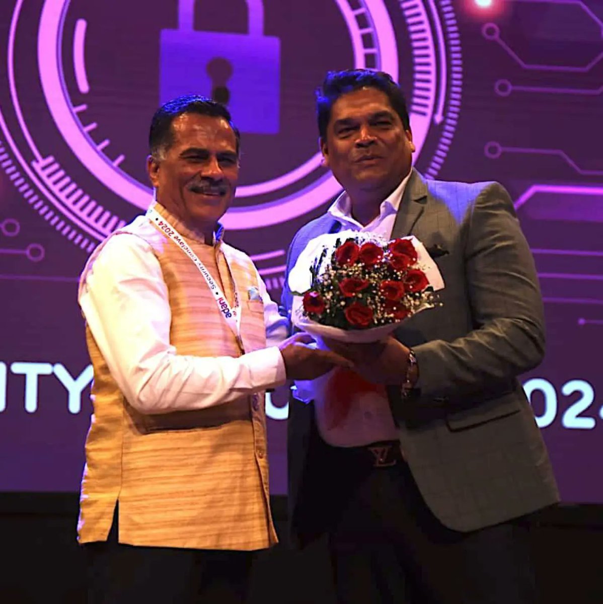 SISSP_RRU's tweet photo. Major General Deepak Mehra, Kirti Chakra, AVSM, VSM (Retd.), Director @SISSP_RRU visited Adani and delivered impactful lectures on Strategic Management & Geopolitics. Proud to be at the forefront of knowledge sharing! ๐ #Leadership #StrategicManagement #Geopolitics #SISSP #RRU https://t.co/csadwAgSGf