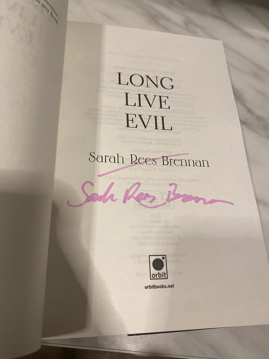 Sarah Rees Brennan (@sarahreesbrenna) on Twitter photo Thank you to my wonderful <a href="/ToppingsBath/">Topping & Company Booksellers of Bath</a> bookseller and interviewer last night, Kyla. Who also saved me a pink pen! Thank you to my wonderful <a href="/ToppingsBath/">Topping & Company Booksellers of Bath</a> bookseller and interviewer last night, Kyla. Who also saved me a pink pen!