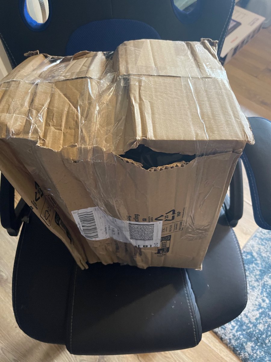 RayLawley's tweet photo. @JDSports this is the state my parcel has just arrived in, who boxed it for you @RealCFrampton it looks how Kiko felt! https://t.co/UTafHpD3SF