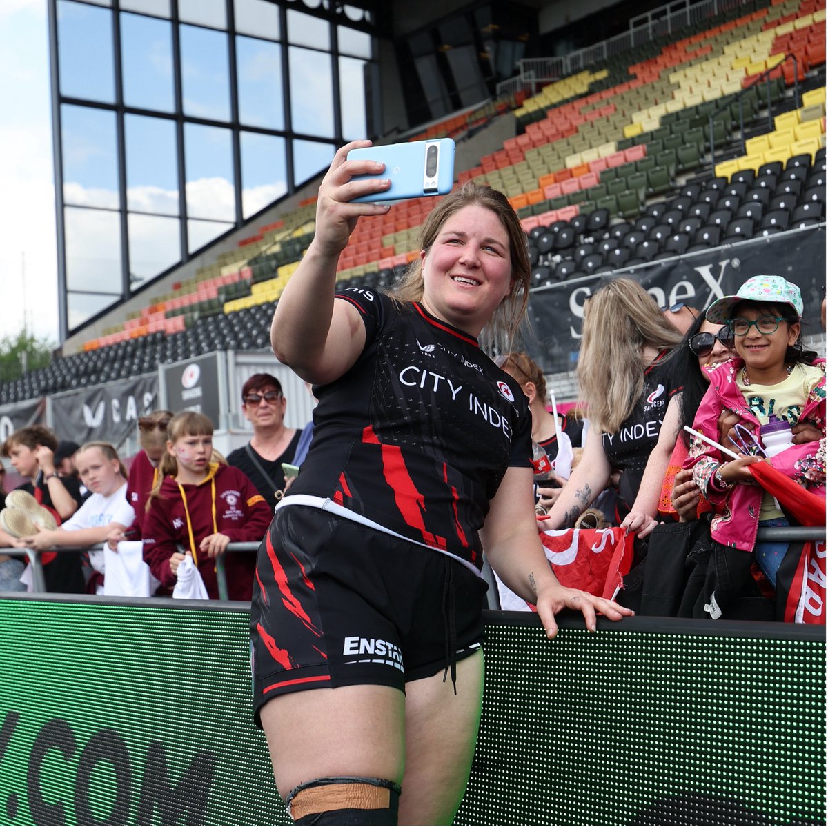 SaracensWomen's tweet photo. 🗞️ | Poppy Cleall signs new Sarries deal.

Our number 8️⃣ is here to stay. 👇️

#YourSaracens💫