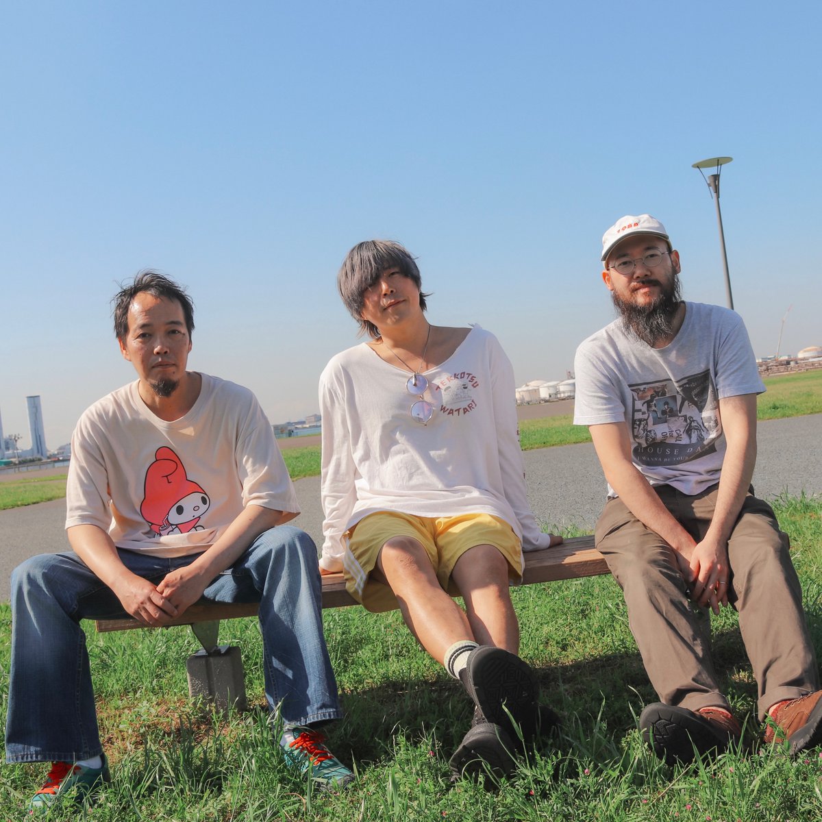 rose_records's tweet photo. 🌹リリース情報ℹ️

鉄骨渡り
「汗と体温」

📡配信 
https://t.co/0XEkJMpVcG

📺MV 
https://t.co/YmMpgdnJwV

アコースティックなサウンドで温もりあふれる歌を奏でるバンド＜鉄骨渡り＞が、デビュー曲「汗と体温」をリリース！

👇詳細
https://t.co/yIbQZFtWse https://t.co/FoUO1YzMkC