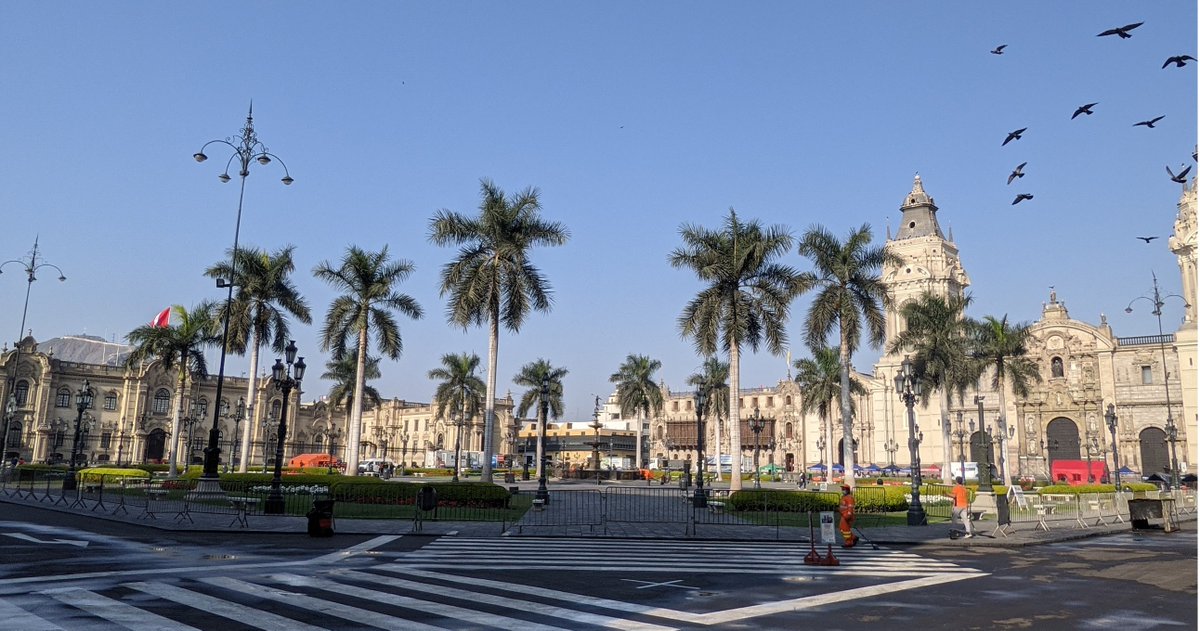 tavoer8's tweet photo. Happy birthday #Arequipa, 484 years of #glory and democratic rebellions. I am half Arequipeño and celebratin with my father at La Chura restaurant and then visiting #Lima city centre and a #retablo museum. Too many places to visit there. Arequipa revolucion ! #visitlima #peru https://t.co/tRjUSwaQYY