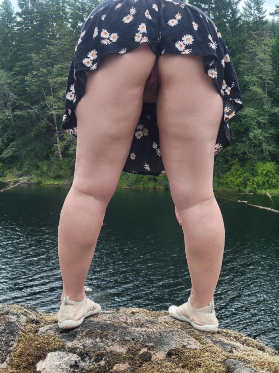 EssenTee24's tweet photo. #Pawgirl
#pawgirls
#pawgbooty
#canadiangirl
#seductive
#yummy
#lace
#like4like
#instagood
#photooftheday
#diesel
#dieseltrucks 
#dieselgang
#instadaily 
#sexymom
#spankass
#loveass 
#bootylovers
#curvysexy
#nakedbeauty
#bootyworkout
#jellobooty
#Outdoorplay
#outdoor
#wilderness https://t.co/VHv3CNqxjV