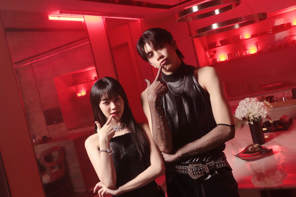 PROXIE_Official's tweet image. Let’s just talk about #CHOKUNxPIMMA_ชอบไหมไหนลองบอก, baby ชอบ #CHOKUNxPIMMA ไหมไหนลองบอก

CHOKUN x PIMMA - ชอบไหม ไหนลองบอก (Just Talk) | Live Session
youtube.com/watch?v=MKbd6I…

#PROXIE_SpecialSoloSession
#Chokun_ชอบไหมไหนลองบอก
#PROXIEChokun #Pimma_PiXXiE
#PROXIEth #PiXXiE…