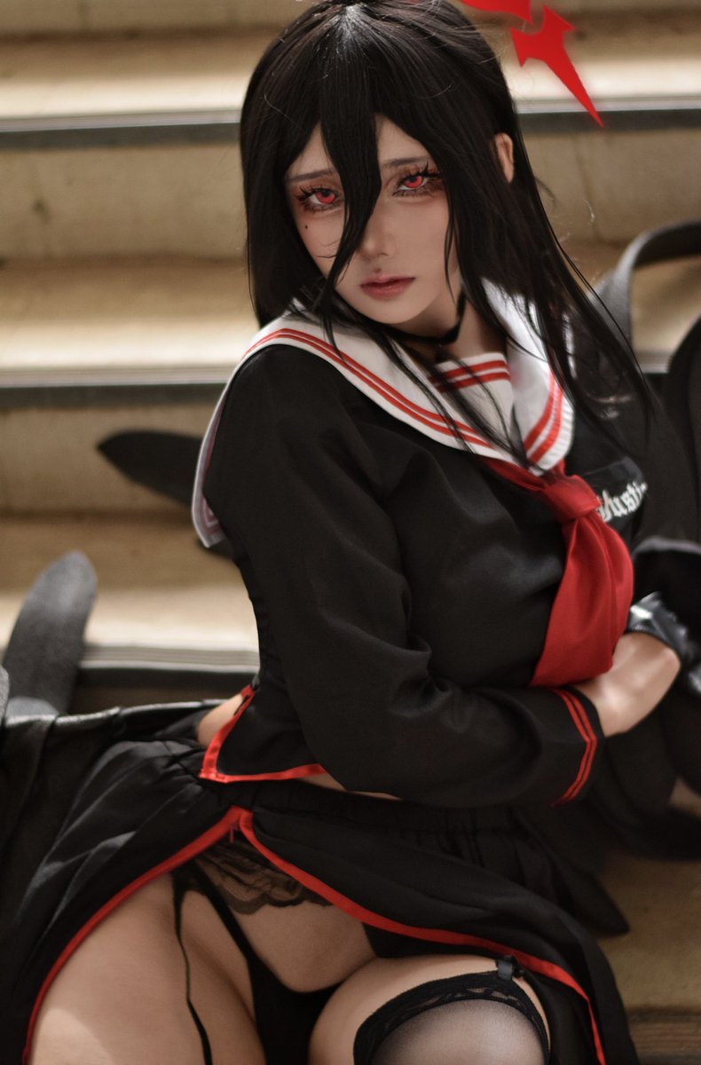 ahri_so's tweet photo. °•[ Hasumi / Blue Archive  ]•°

🖤❤️🪽

Facebook page : AhriChan - Cosplay
character: Hasumi 
From :  Blue Archive
Ig : you_ahri_
X : So.ahri

#cosplay  #bluearchive #cosplaygirl #bluearchivecosplay #hasumibluearchive https://t.co/dM4uQPKaHd