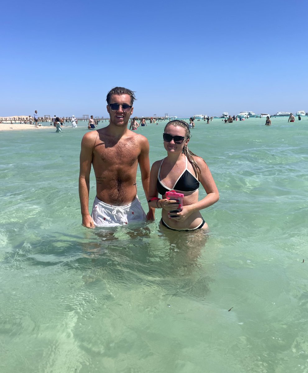KateLine6's tweet image. Family time at Orange Bay Island today 🏖️☀️🥰🇪🇬