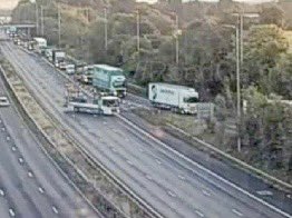 #M6 Southbound is CLOSED between J27 (Gathurst) and J26 (Orrell) due to an incident - We have no estimated re-opening time - Latest @ Roadca.ms/1875