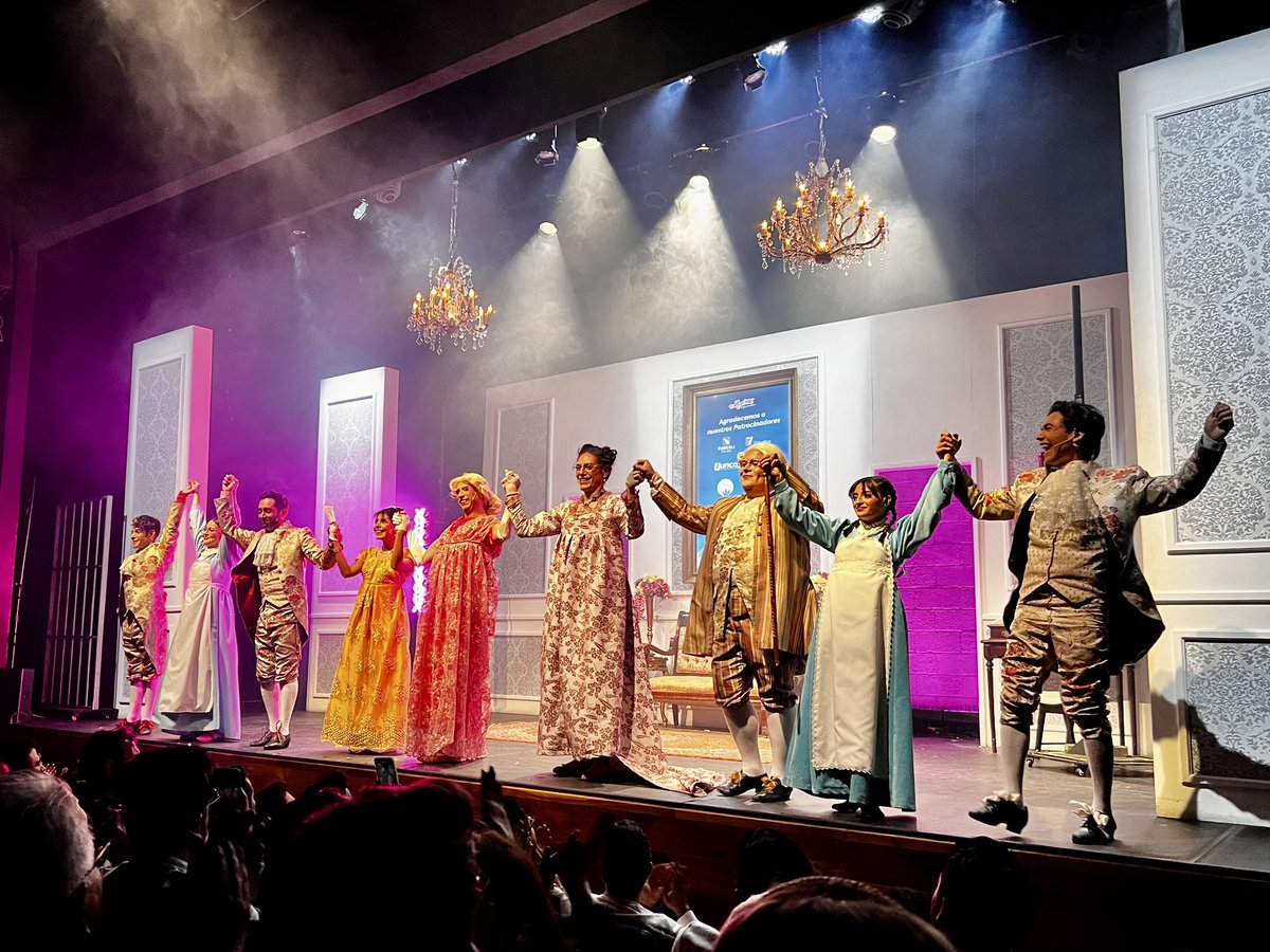 Álvaro Cueva (@alvarocueva) on Twitter photo Las Meninas: siempre maravillosas. Ahora contando la historia de La Güera Rodríguez. Corran a verlas. ¡Felicidades! <a href="/somoslasmeninas/">Las Meninas</a> <a href="/teatro_milan/">Teatro Milán</a> #LasMeninas #juevesdemeninas #HaciendoHistoria Las Meninas: siempre maravillosas. Ahora contando la historia de La Güera Rodríguez. Corran a verlas. ¡Felicidades! <a href="/somoslasmeninas/">Las Meninas</a> <a href="/teatro_milan/">Teatro Milán</a> #LasMeninas #juevesdemeninas #HaciendoHistoria