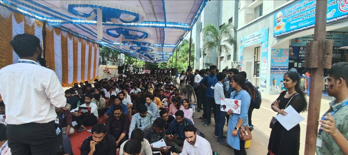 JipmerRDA's tweet photo. JIPMER Resident Doctors on indefinite strike. 
Date: 16th Aug 2024. 
#JusticeForRGKar #Kolkata https://t.co/GXDbK0wfYT