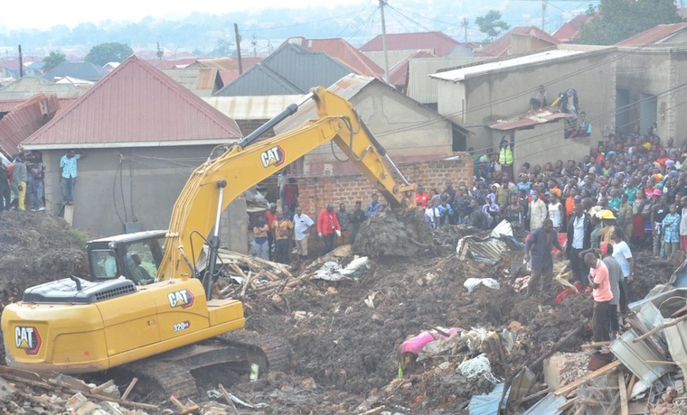observerug's tweet image. Defunct KCC warned of potential #methane explosion risk at #Kiteezi in 2008. Gas explosions at landfills are not unprecedented - Loscoe, England (1986, 3 deaths), Ümraniye-Hekimbaşi, Turkey (1993, 39 deaths) observer.ug/index.php/news…