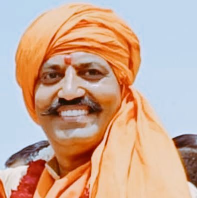 SonOfBharat7's tweet photo. पिंकी भैया.... आज भी जेल में हैं..

एक ऐसे गुनाह के लिए जिसमें पुलिस को शिकायतकर्ता भी न मिले तो पुलिस खुद ही वादी बन गयी....

हिन्दुओं...ये आने वाले काले भविष्य की आहट है

  मैं  पिंकी भैया के साथ था ह��ँ और रहूँगा ✊ https://t.co/cwBIm2a3TH