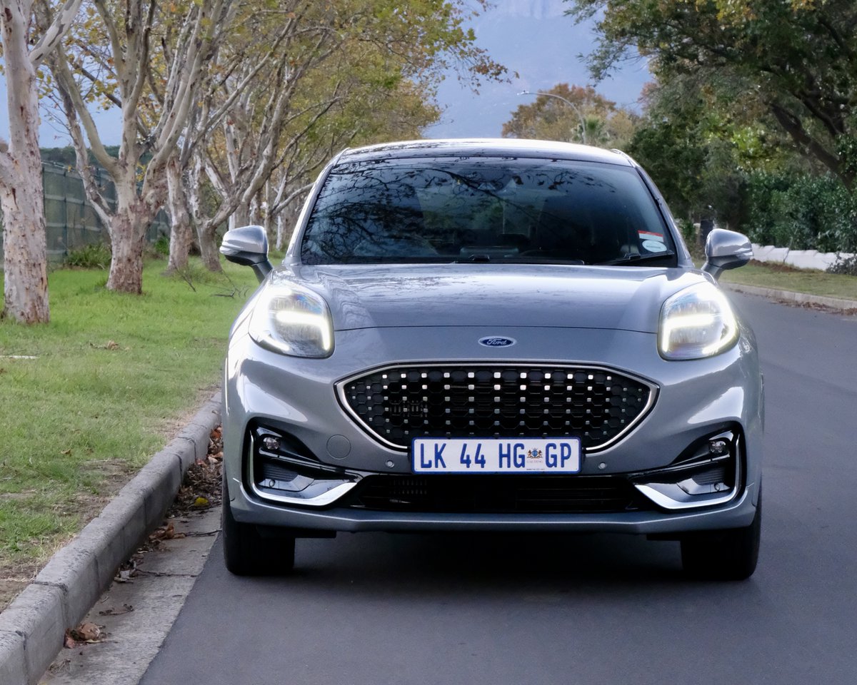 NamWheels's tweet photo. Small crossover, big price. Tiny engine, huge luxury. We look at the new #FordPumaVignale: https://t.co/45P7loJji4
📷 @GalimotoMedia
#Ford #Puma #STLine #Vignale #PumaSTLine #PumaVignale
@FordSouthAfrica @Ford https://t.co/nzy5bO3ftN