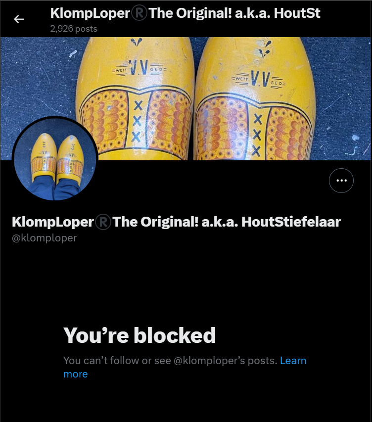 SlapendNL's tweet photo. @klomploper @SlapendNed @ADnl Ik zie maar 1 #jankend #trolletje, die me na zijn #zielige opmerking gelijk blokt.

Omdat je geen #BALLEN hebt.😅😂🤣 https://t.co/v8iT9AXofB