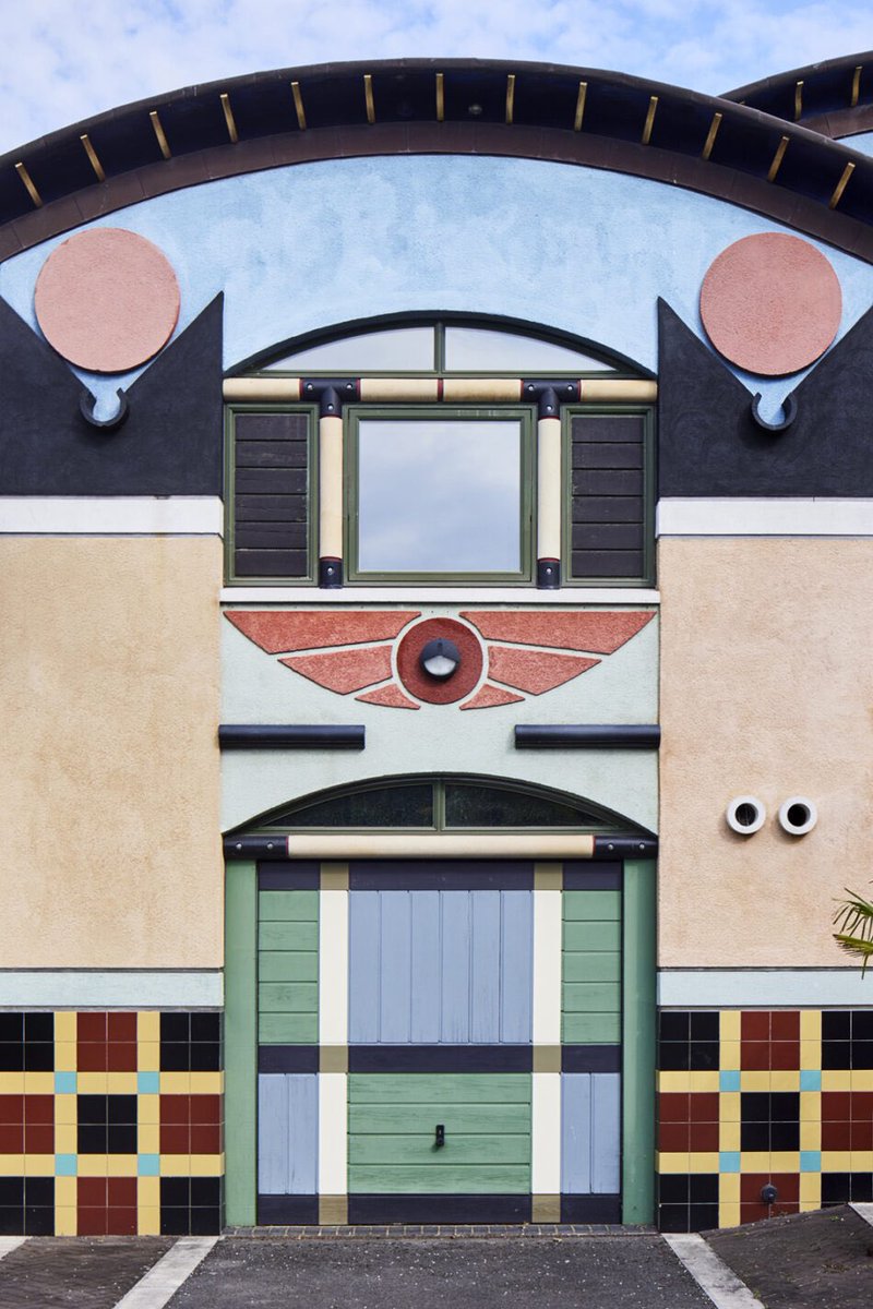 C20 Society (@c20society) on Twitter photo 📰 ‘Hot on the heels of modernity: how our heritage buildings are catching up with us.’
C20 Chair <a href="/hughpearman/">Hugh Pearman</a> for <a href="/The_ModernHouse/">The Modern House</a> Journal on the recent listing of Sphinx Hill house, and how the Society is knocking on the door of the 21st century.
themodernhouse.com/journal/twenti… 📰 ‘Hot on the heels of modernity: how our heritage buildings are catching up with us.’
C20 Chair <a href="/hughpearman/">Hugh Pearman</a> for <a href="/The_ModernHouse/">The Modern House</a> Journal on the recent listing of Sphinx Hill house, and how the Society is knocking on the door of the 21st century.
themodernhouse.com/journal/twenti…
