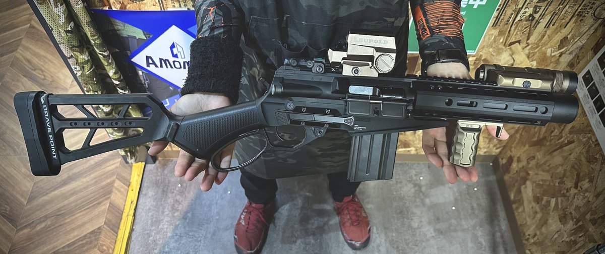 大人気‼️✨G&G LevAR15 ✨ ハンドガード交換してみました〜 15インチ