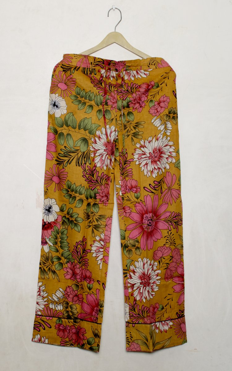 CAndcrafts's tweet photo. #CottonPajama #CottonPajamaStyle #CottonPajamaLife #CottonPajamaVibes #SleepInCotton https://t.co/u8SzbsMVhT
