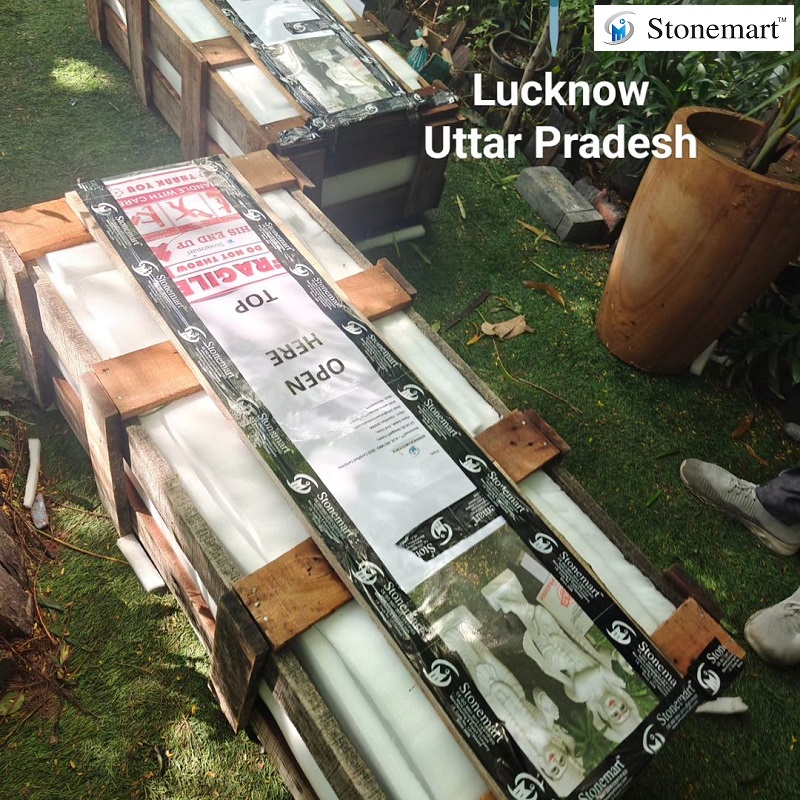stonemartindia's tweet image. #Packing 38 Inch White Marble #RadhaKrishnaStatue For Dispatch To #Lucknow, #UttarPradesh From #Stonemart™
bit.ly/3Guvbz5

#StonemartIndia #chennai #Coimbatore #Mumbai #pune #Kozhikode #Kollam #kannur #Ludhiana #Kolkata #Bengaluru #Hyderabad #Visakhapatnam #Guwahati #UK