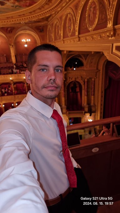 🥰Hello, would you like?  write me letter and lets follow me, for a  listening opera 🥰 (lacking a woman(lass)