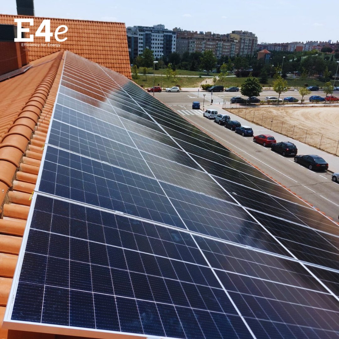 E4eInfo's tweet photo. Terminamos la semana con otra instalación de #autoconsumo sin excedentes con mecanismo anti-vertido, ejecutada para la FUNDACIÓN RAIS

📍Ubicación: #MADRID
💡Potencia: 46,325 kWp
☀️Módulos: 85 del fabricante @jasolarofficial
⚡Potencia:  40 kWn
🔌Inversor: HUAWEI SUN2000-40KTL-M3 https://t.co/2oOMnLJZAf