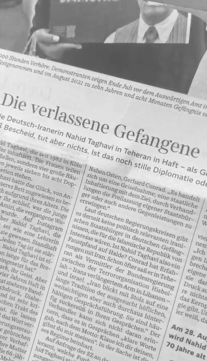NatalieAmiri's tweet photo. Weiß der Bundeskanzler, dass eine 70-jährige Kölnerin, Deutsch-Iranerin, seit fast 4 Jahren im berüchtigten Evin Gefängnis im #Iran sitzt? Ihre Tochter bezweifelt, dass es ihn interessiert. Und kämpft alleine verzweifelt um die Freilassung ihrer Mutter.
https://t.co/uFlu4xs5Mw https://t.co/ZiAaqcpnjC