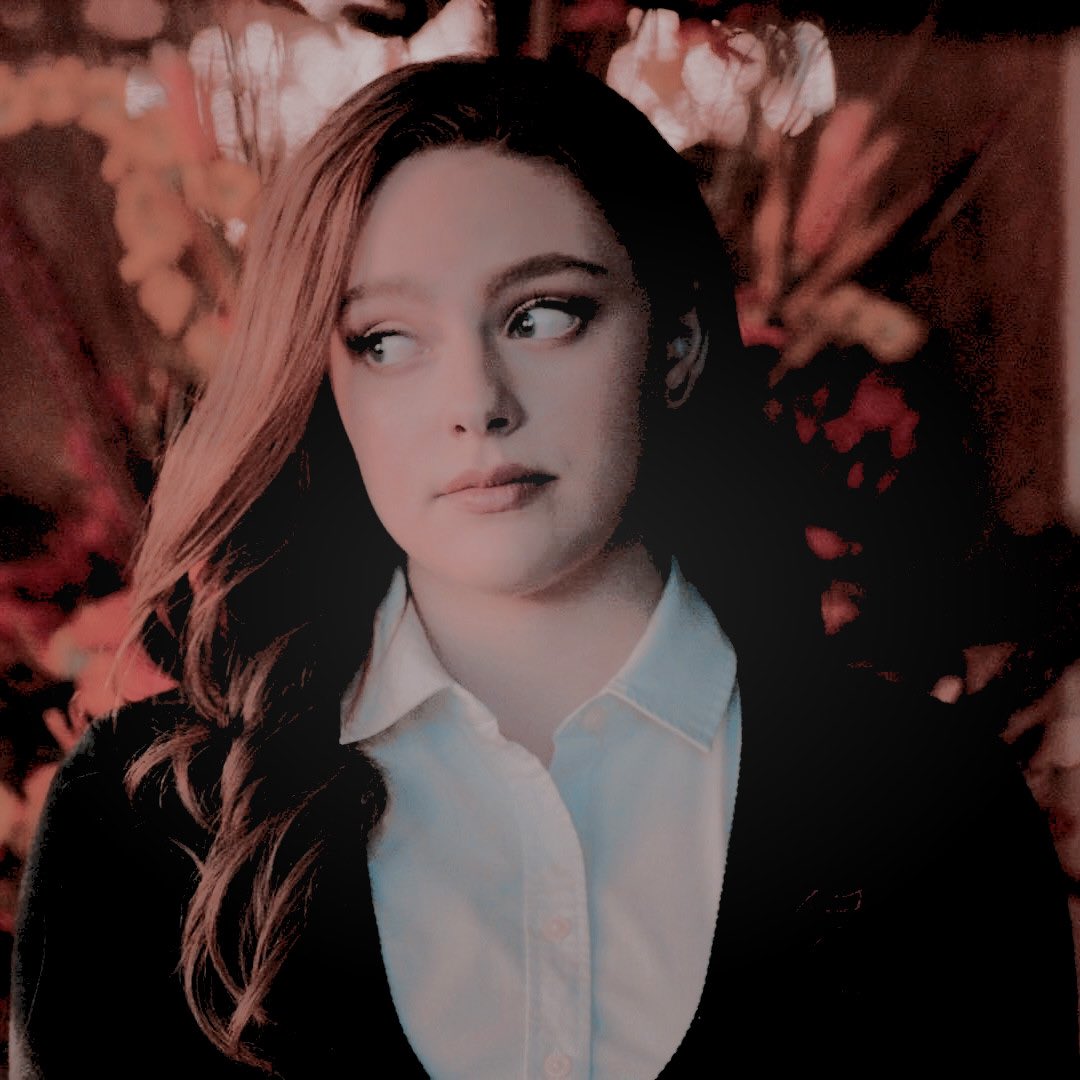 SHEISDAYLIGHT's tweet photo. ᅠ  
ᅠ  
                  𝐄𝚅𝙴𝙽𝙻𝚈𝙽      𝐌𝙰𝚄𝚁𝙴𝙴𝙽
                  𝐏𝚁𝙴𝚂𝙲𝙾𝚃𝚃 - 𝐊𝙸𝙽𝙲𝙰𝙸𝙳 𓈒ᐟ
ᅠ  
ᅠ https://t.co/xOQu5h9I40