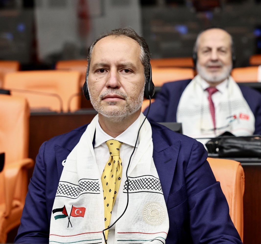 KurtAkca_1071's tweet photo. Türk siyasi tarihinin en sevmediğim ve en irite olduğum siyasetçileri olarak bendeki yerlerini aldılar..!

Fatih Erbakan / Ekrem İmamoğlu / #aydemirakbaş / Fulya Öztürk / Fahrettin Koca / Osmangazi Köprüsü https://t.co/OL1umkDqRZ
