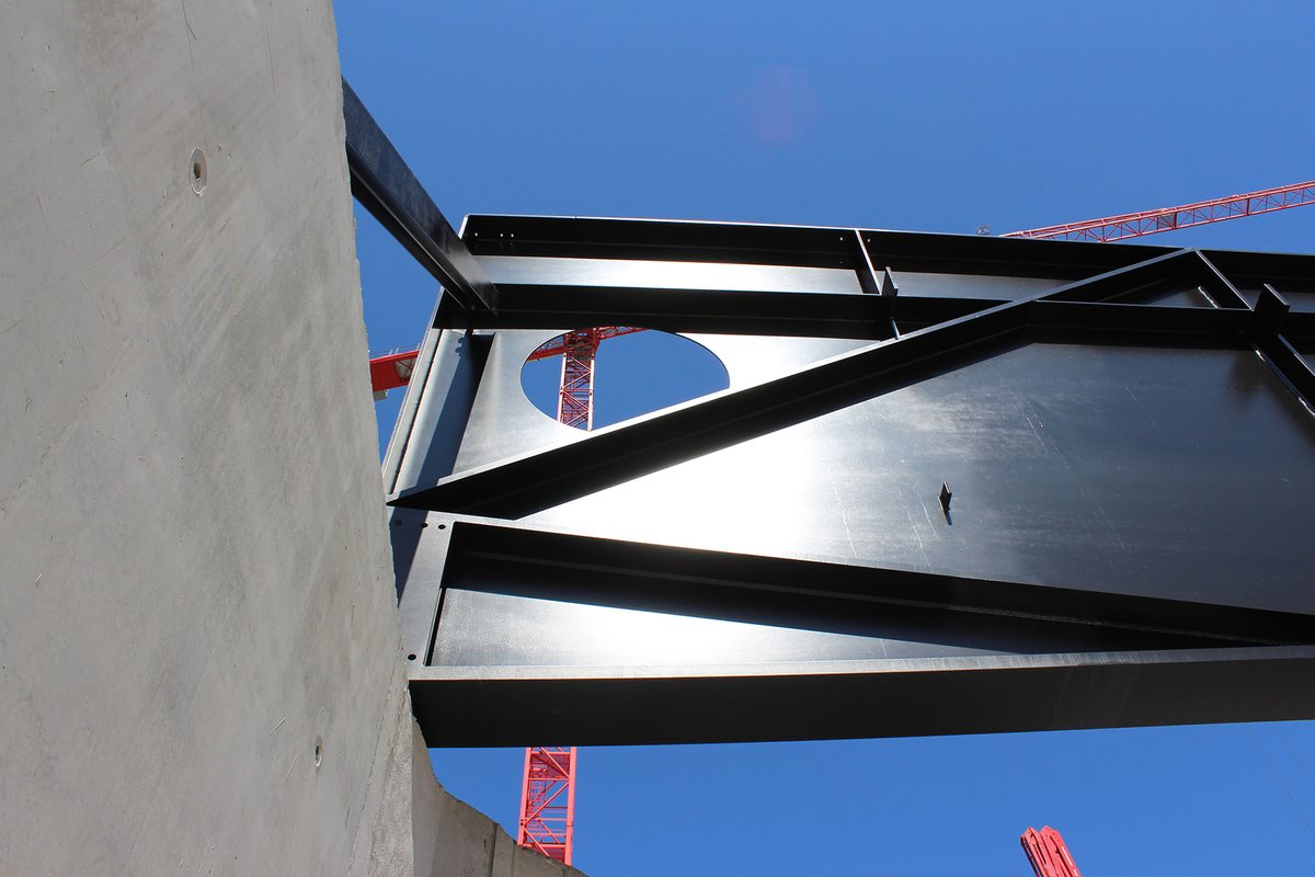 Montagestart Stahlbau Pilatus Arena Kriens - Dr. Deuring + Oehninger AG deuringoehninger.ch/montagestart-s…