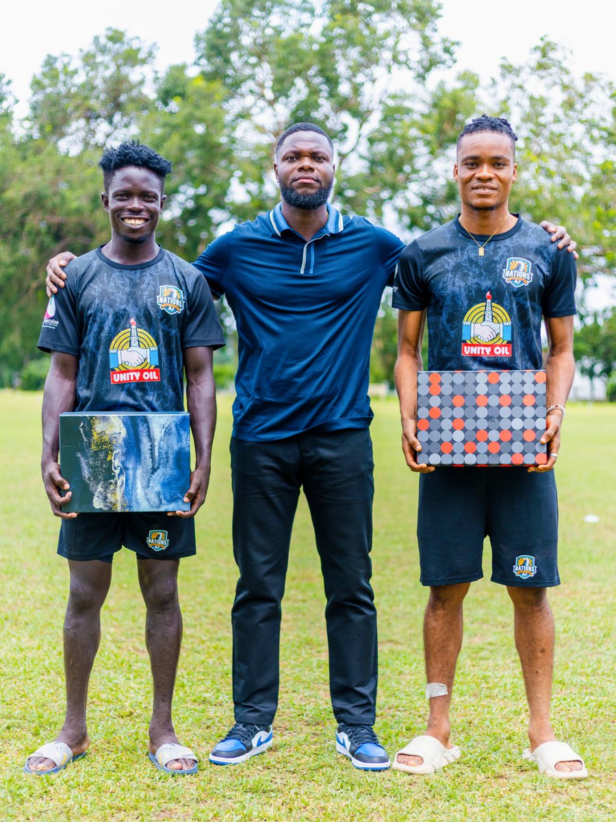 nationsfcgh's tweet photo. When you’re so good, even the boss wants a photo! 📸 Congrats to our Player of the Season and Fans’ Player of the Year—enjoy the goodies! 🎁
#SquadGoals #NationsFC #sonsoflight https://t.co/lKxbDaXPeE