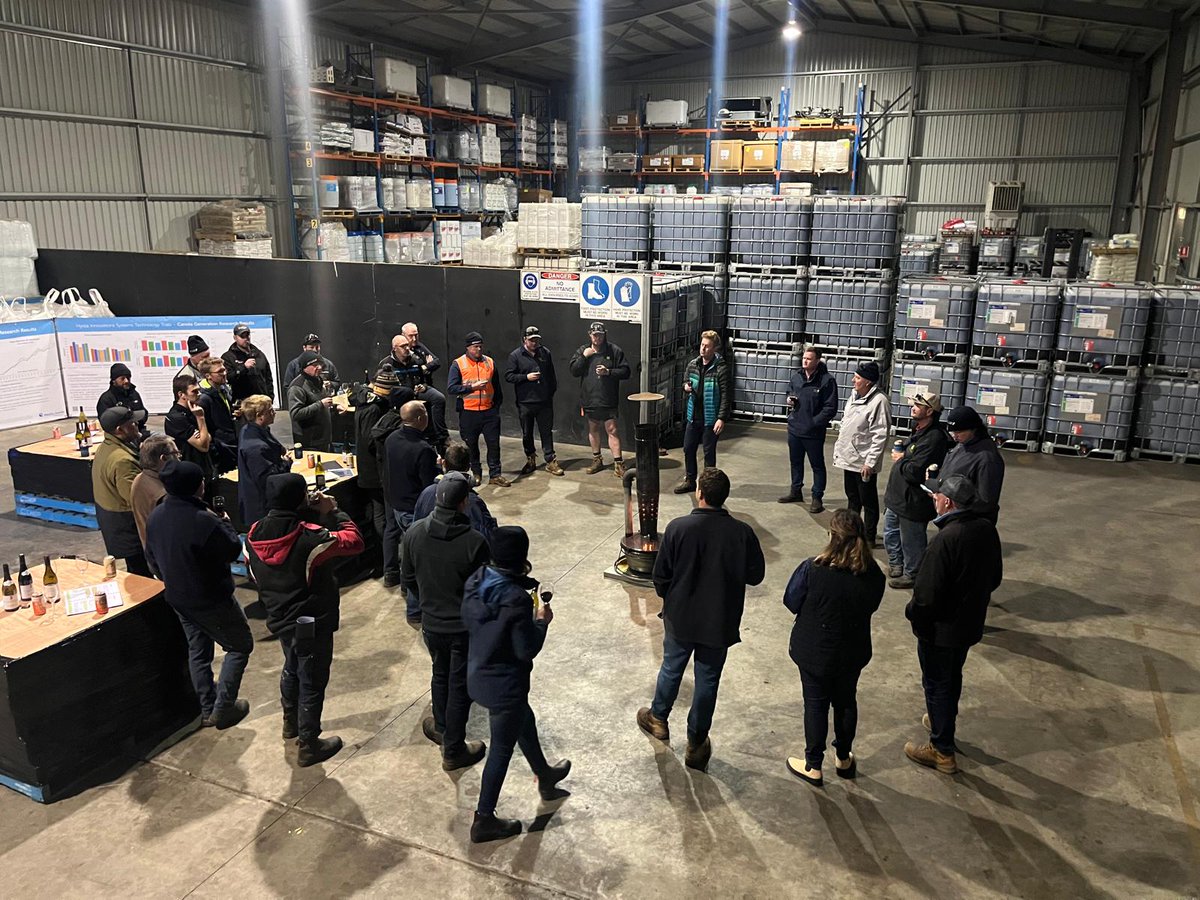 A fantastic turnout for the South East Rural Traders field walk which covered a range of trials, and topped off with a wine-tasting masterclass! We’d like to say a huge thank you to all our clients for joining us, as well as the company representatives who made this day possible.