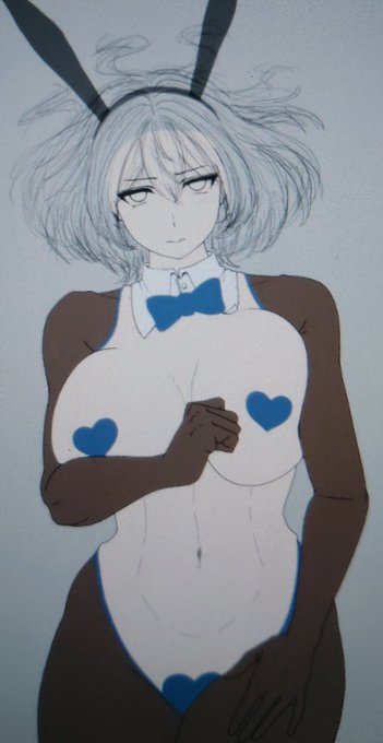 逆バニーって本来こういう事らしいですね🤔?
表が普通のバニーでこっちは裏面なのでギャップが欲しいからコレでいきましょ✍( ᐛ ) 