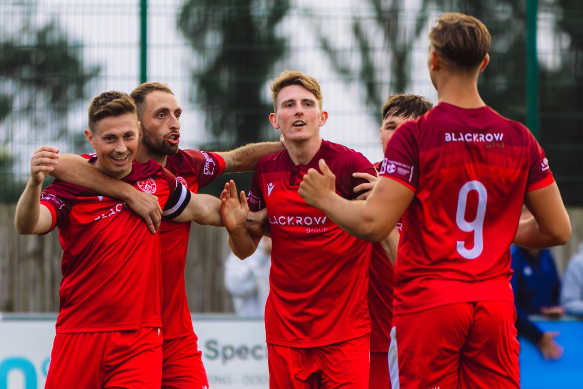 Grimsby_Borough's tweet photo. Images... 📸

All the images from our 5 - 0 victory against @OssettUnited are now available on the website.

Thank you to club photographer @hayden_newbegin.

#oneboro

https://t.co/pfSwmfprqJ https://t.co/8qKgEYWsnu