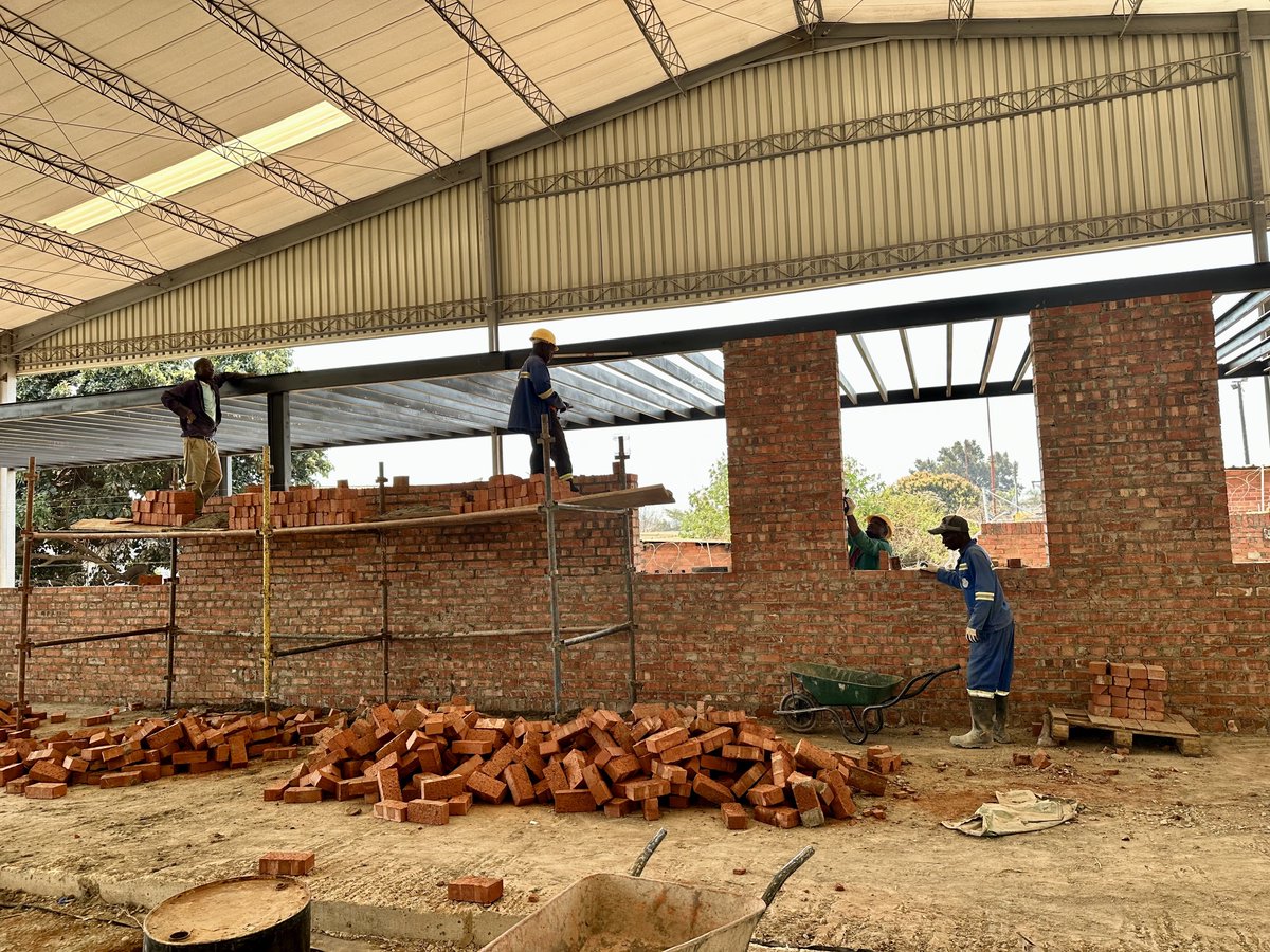 Engineerium's tweet photo. Brick by brick, we're building a solid foundation for the industrial future! 🧱

The Production warehouse project is progressing steadily, with the brickwork slowly taking shape. Abig shoutout to our incredible construction team 👷🏾‍♂️for their craftsmanship and dedication. https://t.co/phi3sJ5D30