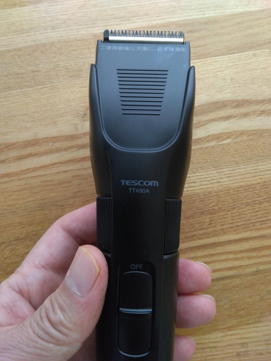 AtTakahito's tweet image. 見せてもらおうか、新しいバリカンの性能とやらを。
#TESCOM 
#本体水洗いOK
#丸刈り