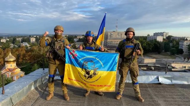 ⚡️Do you continue to support 🇺🇦Ukraine and its brave soldiers

Yes or No?