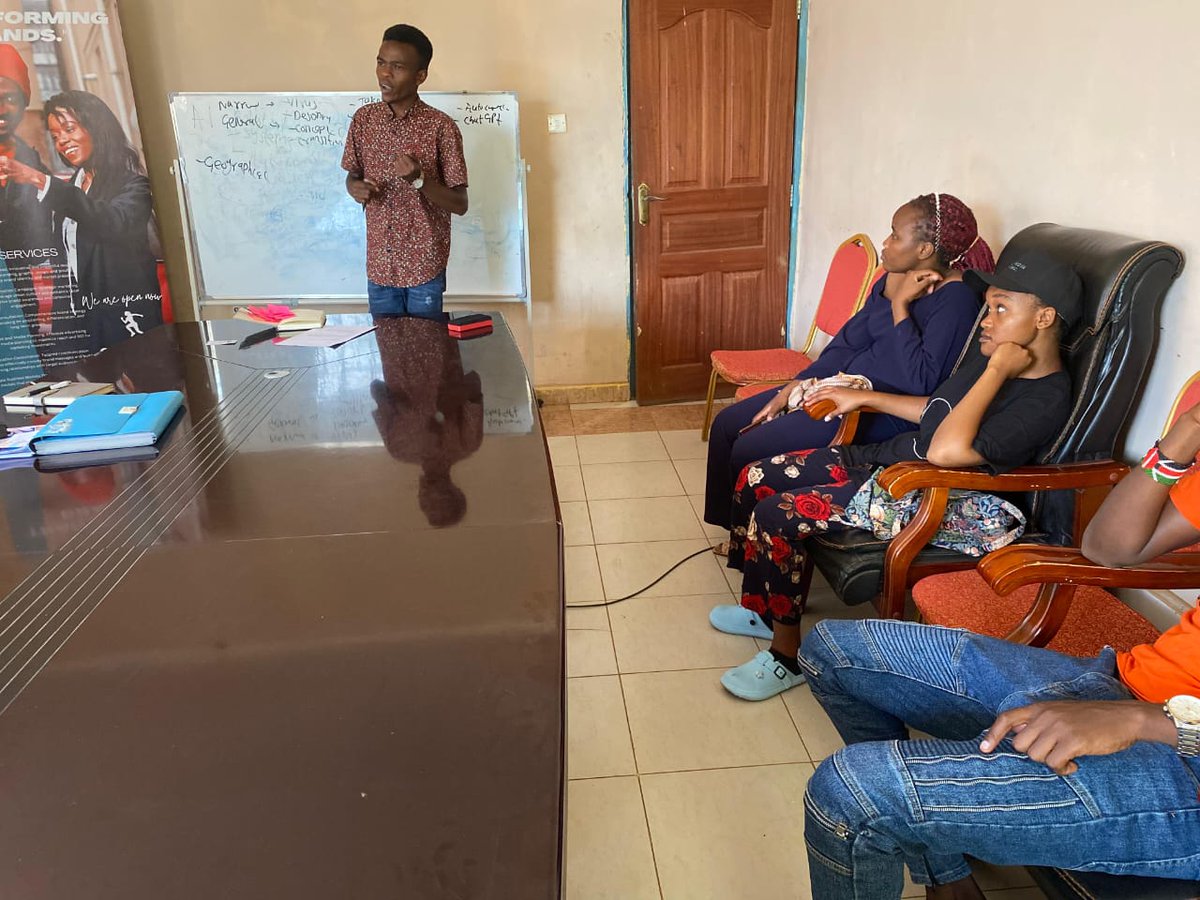 GatunaLiyan's tweet photo. It's so crazy that things are changing from normal way to use of Al and youths are so positive about the gradual change since it's is easy the way of life 
#isiolotech4change
@wfp_kenya
@Nova_inc_ https://t.co/qbTw0YqzlN