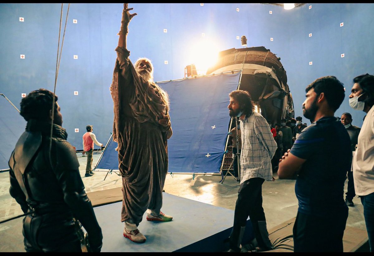 MOUSUMI_EF's tweet photo. #Kalki2898AD #BlockBusterKALKI #Shootingplace #AmitabhBachchan @VyjayanthiFilms @saregamasouth @nagashwin7
@SrBachchan 💙 https://t.co/R95dkzrJ7m