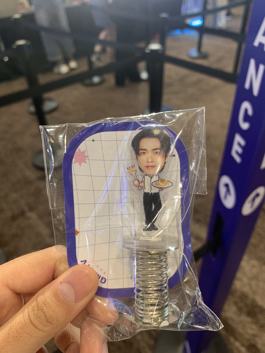 TTAAAWAN's tweet photo. แลกสตางค์ค่ะ
 #WeAreForeverFanconD1 https://t.co/wPct13wGQ6