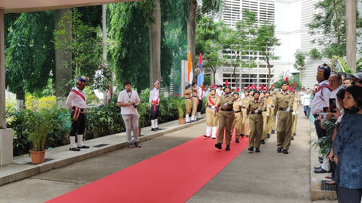 ayush62441630's tweet photo. #2MER
#78IndependanceDay
On the occasion of 78th Independance Day. The NCC cadets of 2 MAH ENGR REGT,DYPU NCC unit to maintain the integrity & motto they have actively participated & conducted Parade with full of Josh &Energy.
@HQ_DG_NCC
@ncc_dte
@drajaykumar_ias
@DefPROMumbai https://t.co/GKBRCA2yO0