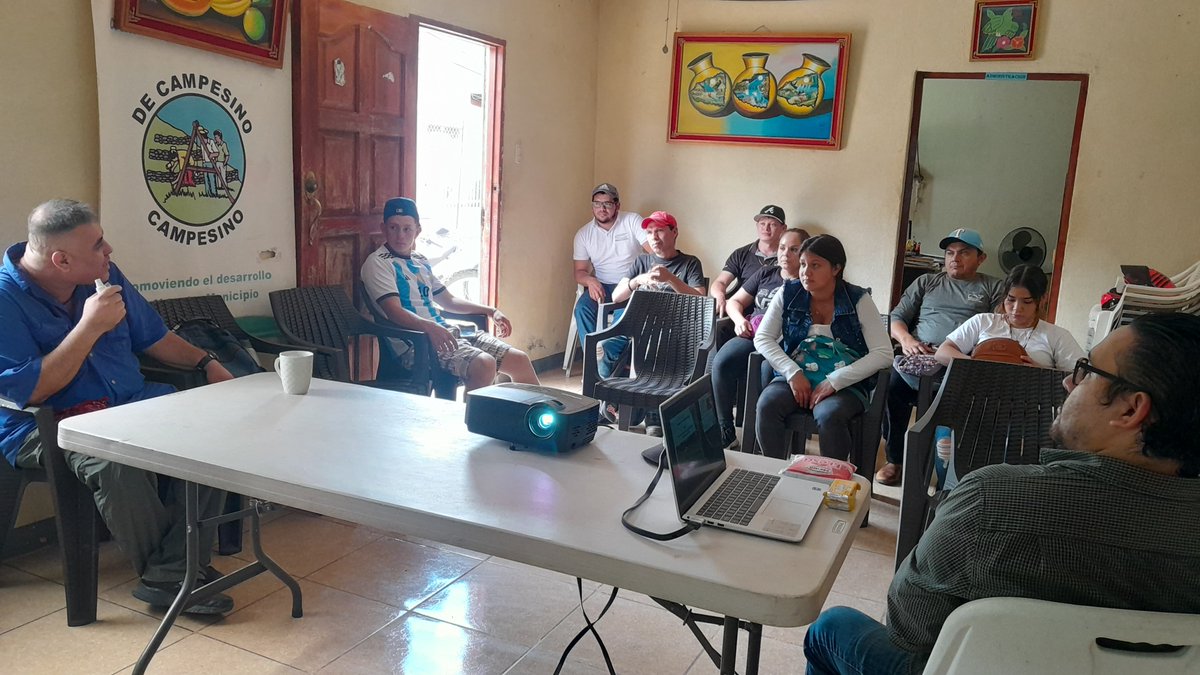 UNAGNicaragua's tweet image. Intercambio de experiencia municipal, con productores y técnicos, sobre medidas de adaptación y experiencia  sobre mejores prácticas de adaptación.
Realizado el 14 de Agosto 2024
Lugar: Oficina UNAG Terrabona
Proyecto: Cambio Climatico, apoyado por #SWISSAID
#unagnicaragua